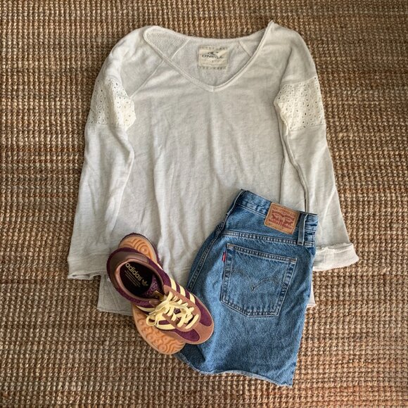 O'Neill V-Neck Sweatshirt - Picture 1 of 5